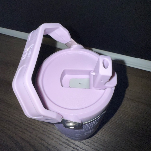 Stanley Pastel Purple Tumbler with Hello Kitty 30oz - Picture 3 of 4